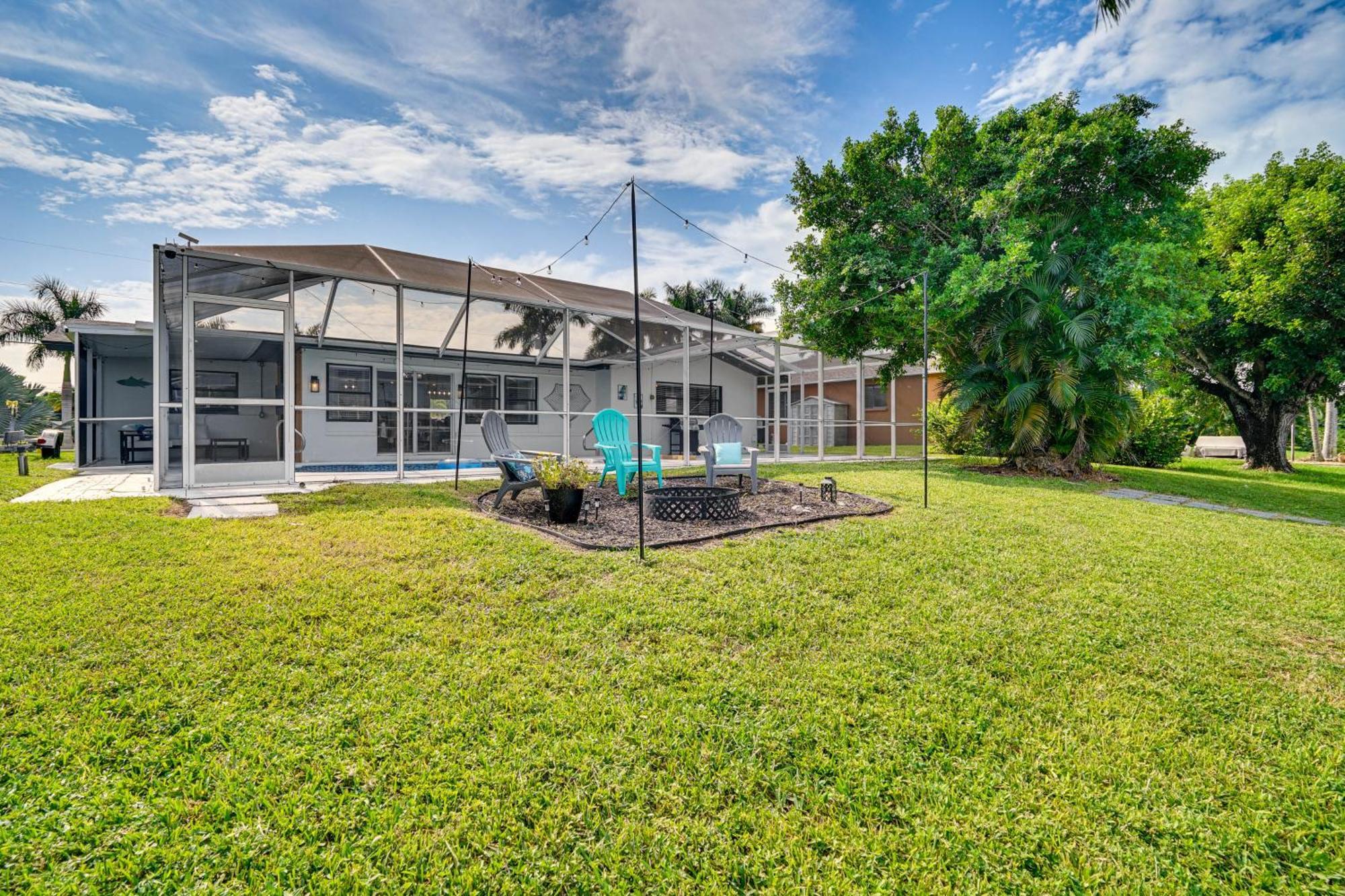 Canal-Front Getaway With Grill In Cape Coral! Villa Exterior photo